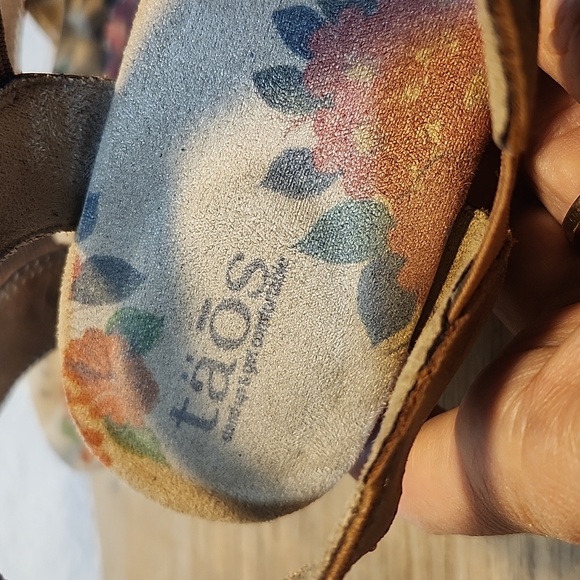 Taos Faith‎ Women's Brown Leather Slingback Low Heel Closed Toe Shoes Size 39 - Picture 2 of 16